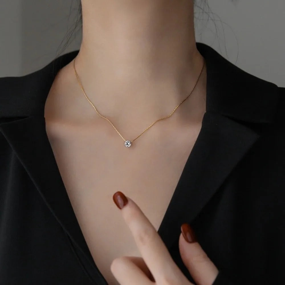 Naszyjnik z kamieniem Moissanite Cléa
