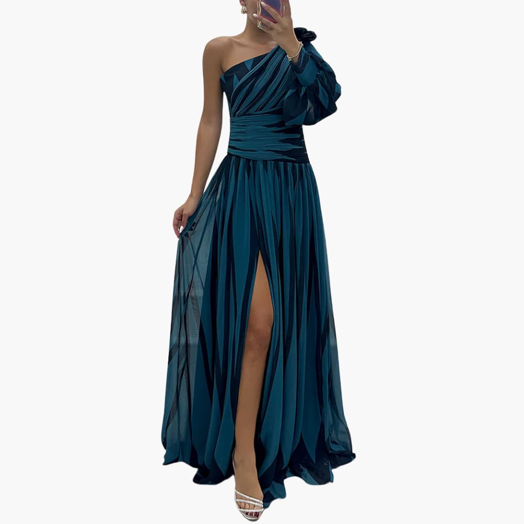Carla – Elegancka Sukienka Maxi z Jednym Ramiączkiem i Wzorem w Paski