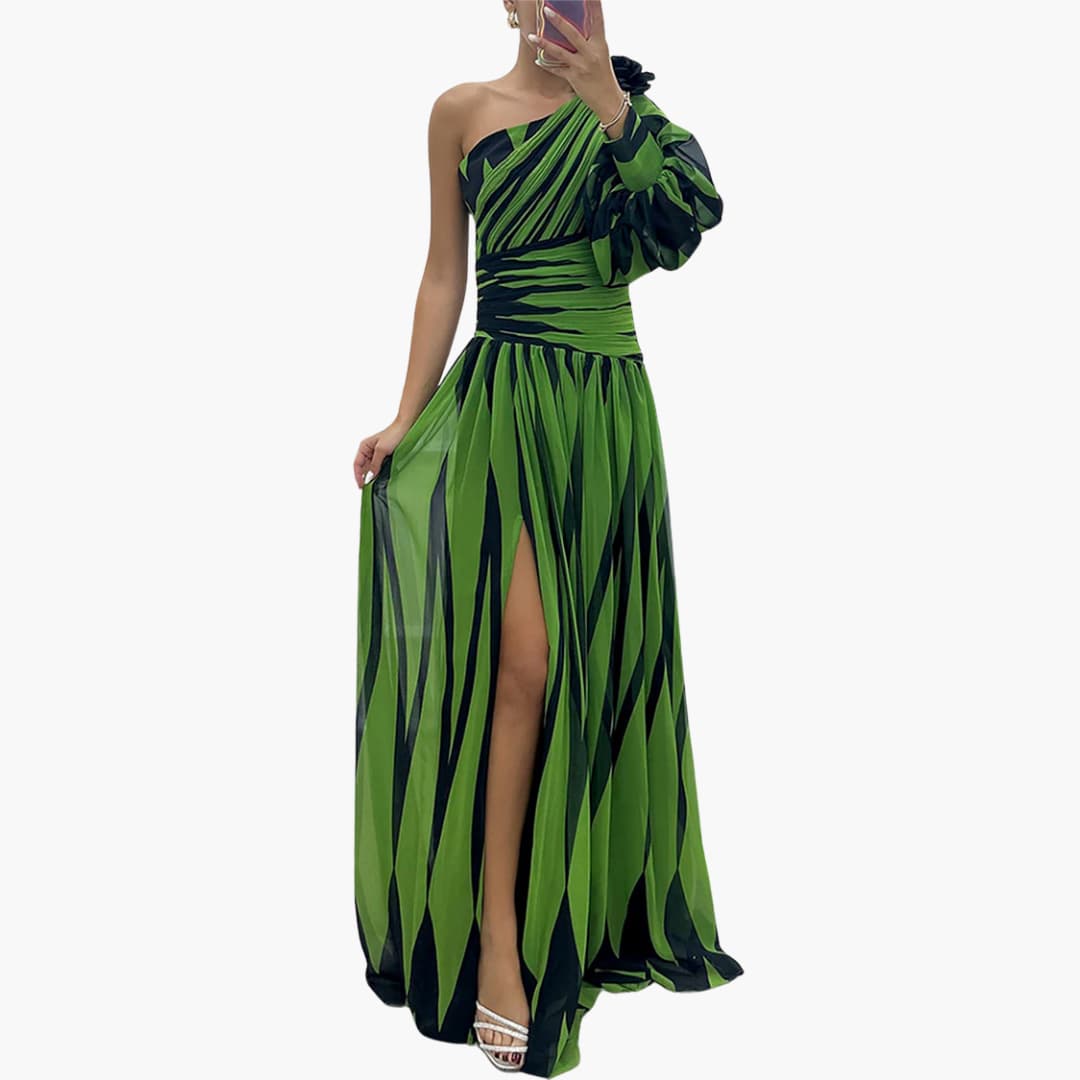 Carla – Elegancka Sukienka Maxi z Jednym Ramiączkiem i Wzorem w Paski