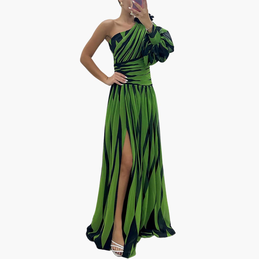 Carla – Elegancka Sukienka Maxi z Jednym Ramiączkiem i Wzorem w Paski