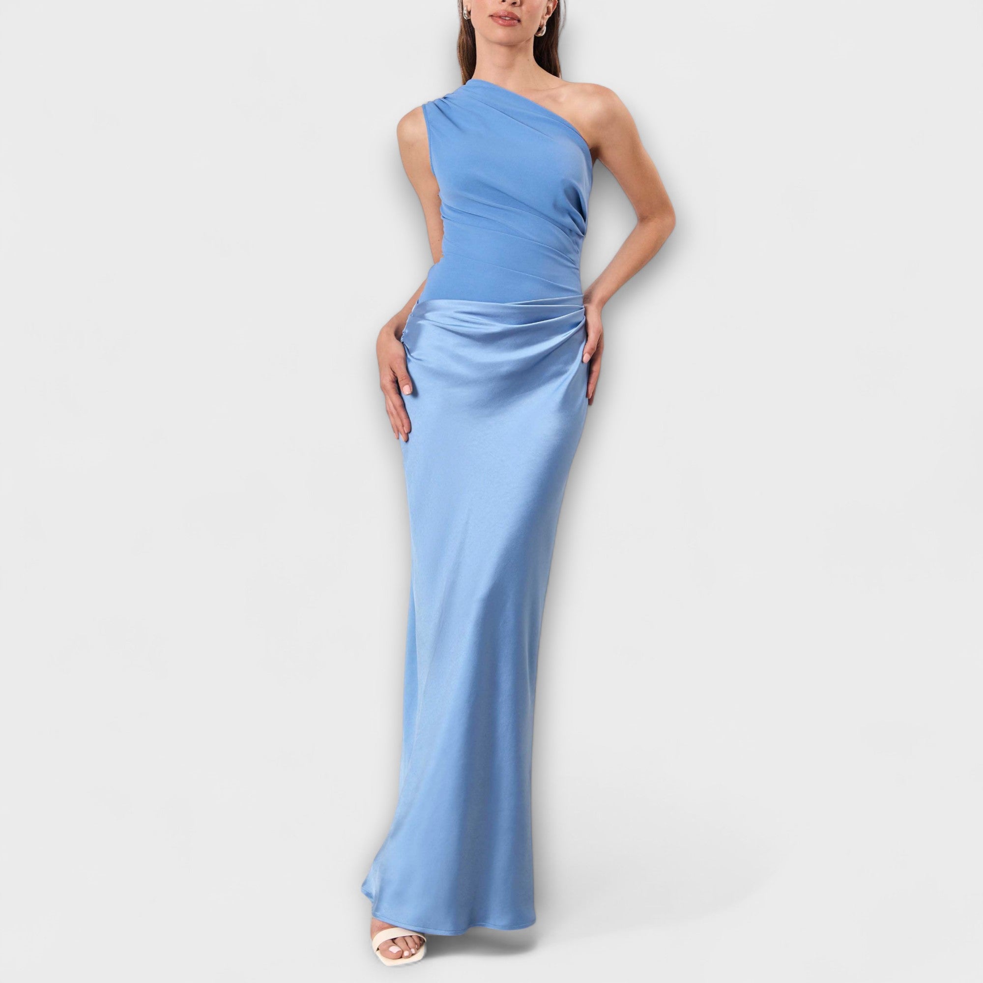 Emilia | Elegancka Maxi Sukienka na Jedno Ramię z Faldami