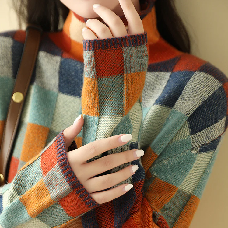 Mabel | Sweter z golfem w stylu patchwork
